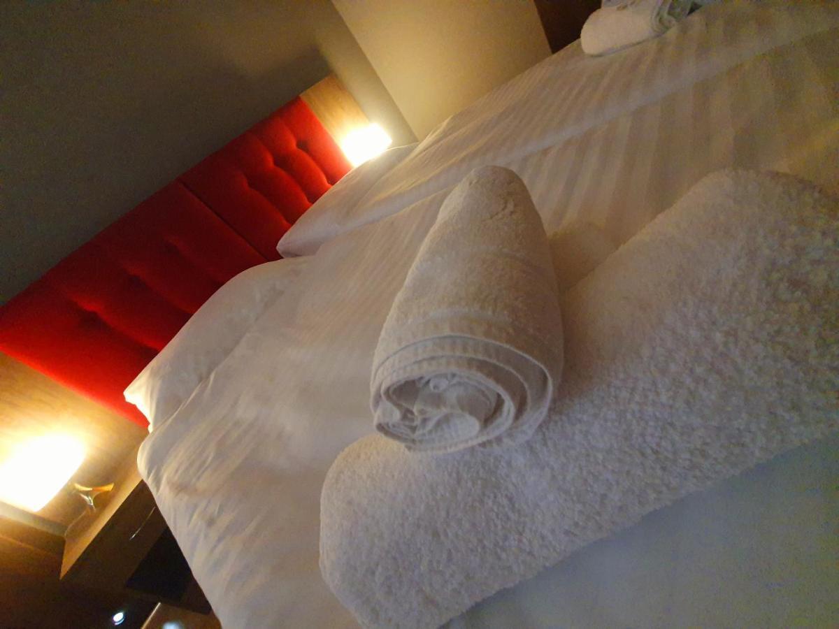 Lux Resort Kraśnik Eksteriør billede